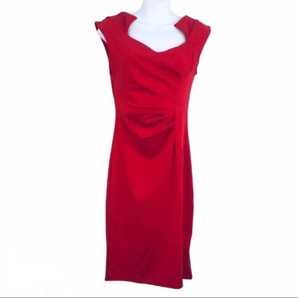 Elegant Red Midi Dress - Picture 2 of 12